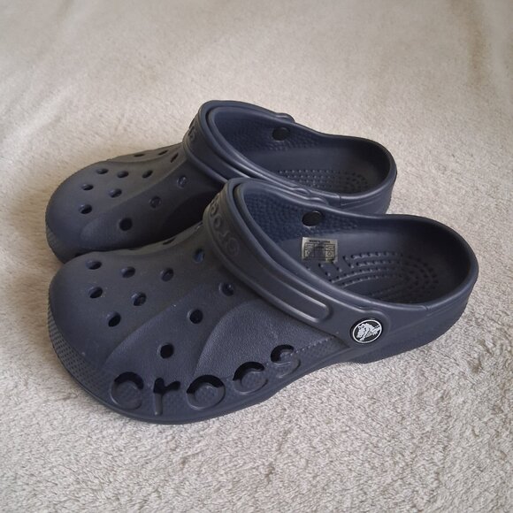 Crocs Boys Unisex Youth Size 3 Navy Blue Baya Clogs - Picture 3 of 8
